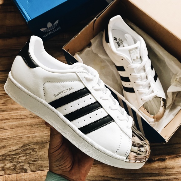 Adidas original metal toe sneaker - Picture 2 of 6